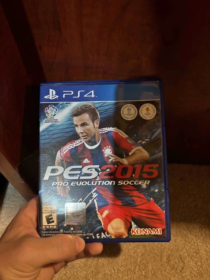 PES 2015 PS4 Disc Version