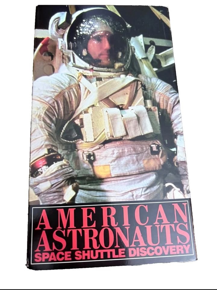 Vintage American Astronauts Space Shuttle Discovery VHS NASA