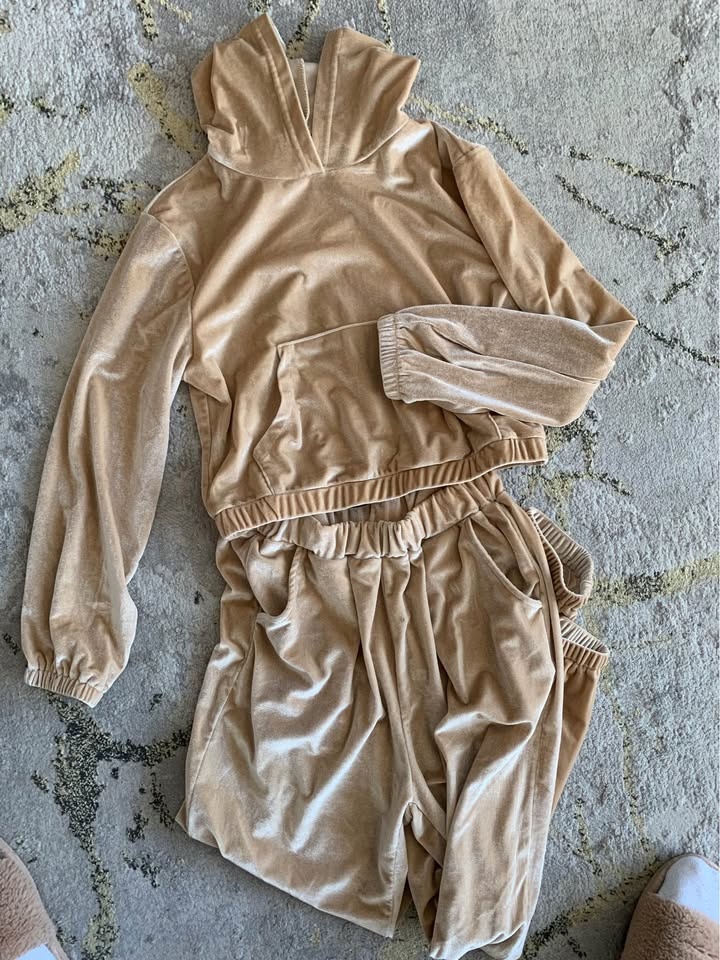 Girls’ 11-12yr Velour Lounge Set - photo 2