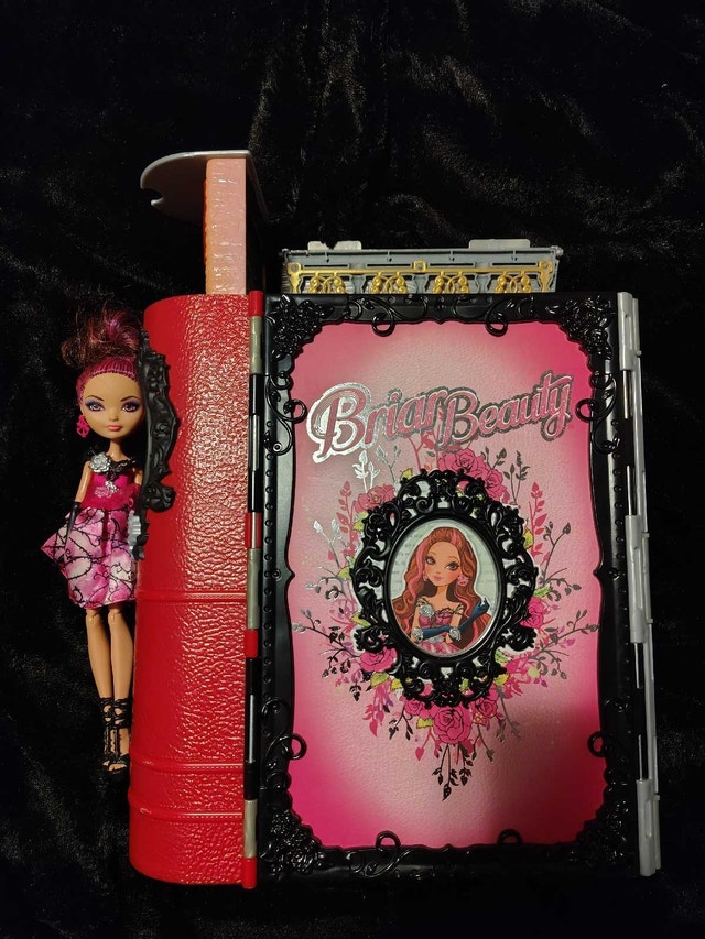 Briar Beauty Playset Ever After High