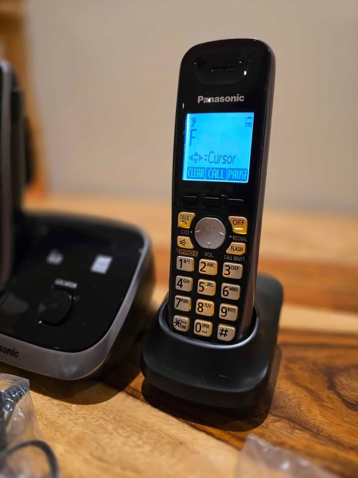 Panasonic Cordless Phones - 2 handsets - photo 3
