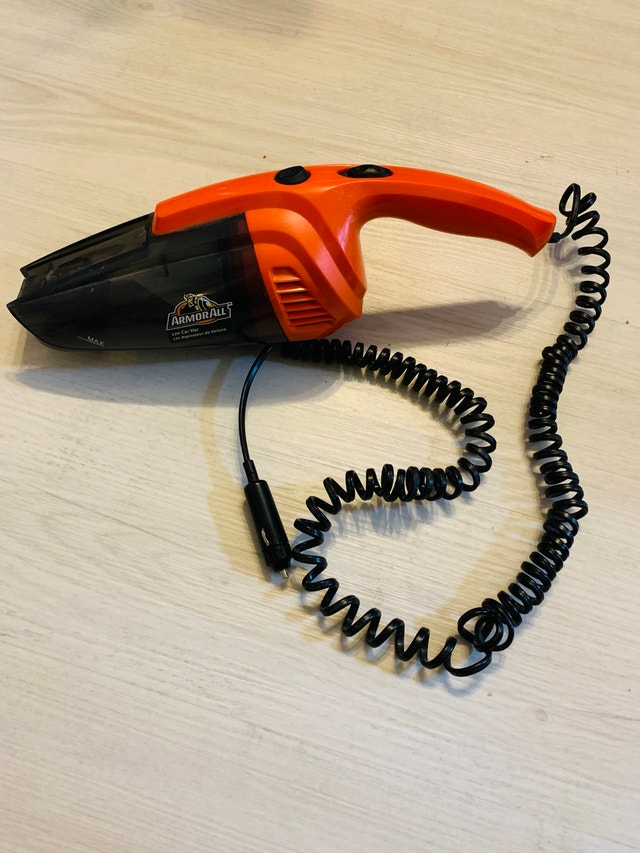 Armor All 12V Wet/Dry Handheld Car Vacuum