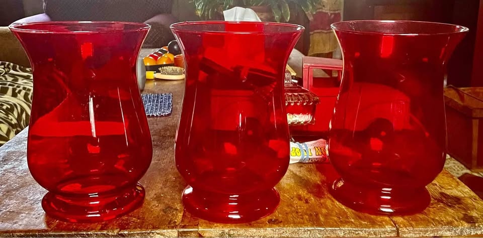 LARGE RED GLASS HURRICANE VASE