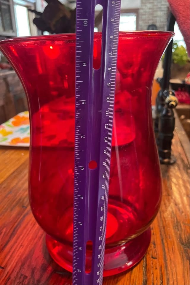 LARGE RED GLASS HURRICANE VASE - photo 2