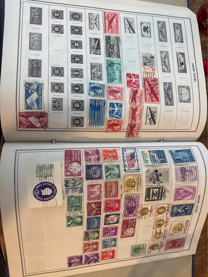 Stamp Collection in Ambassador Album – Mostly Canada & USA - photo 3
