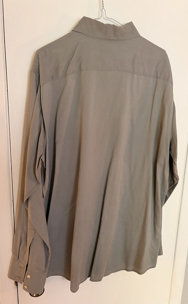 Men’s XL HUGO BOSS dress shirt. - photo 3