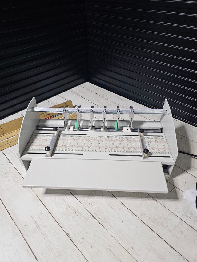 3-in-1 Electric Creasing Machine 18 1/2" (470mm)