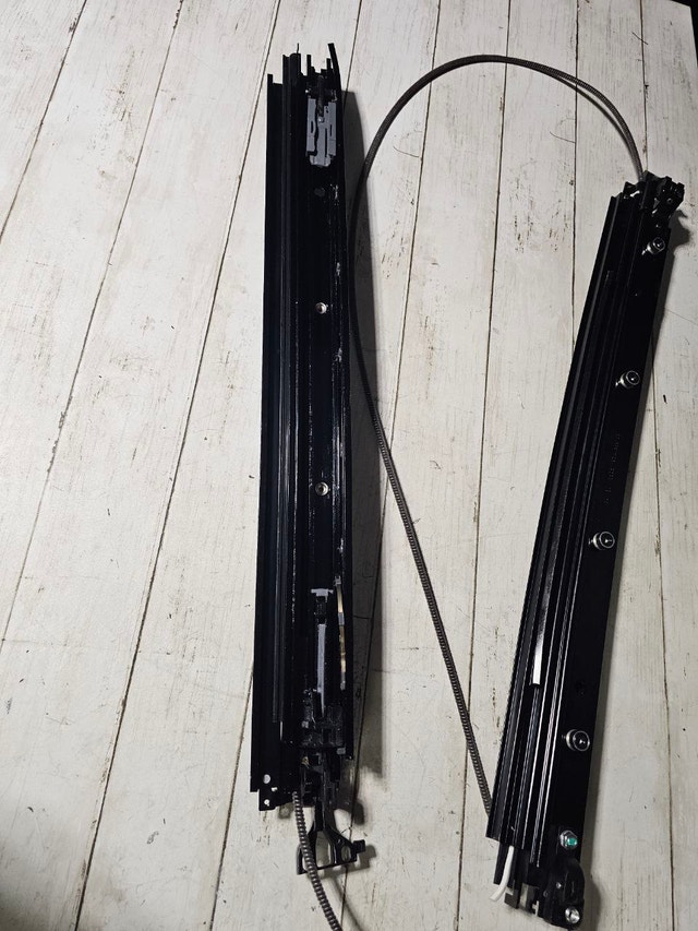 Mercedes-Benz A-Class W176 Sliding Roof Mechanics Rails - photo 4