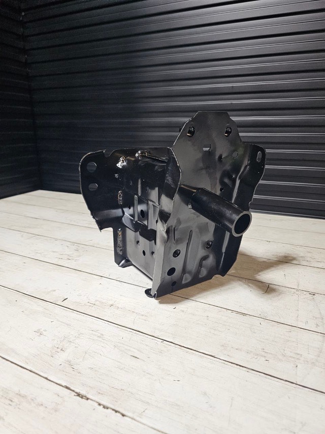 Bumper Mounting Reinforce Left Replacement Toyota Corolla 2019 - photo 3