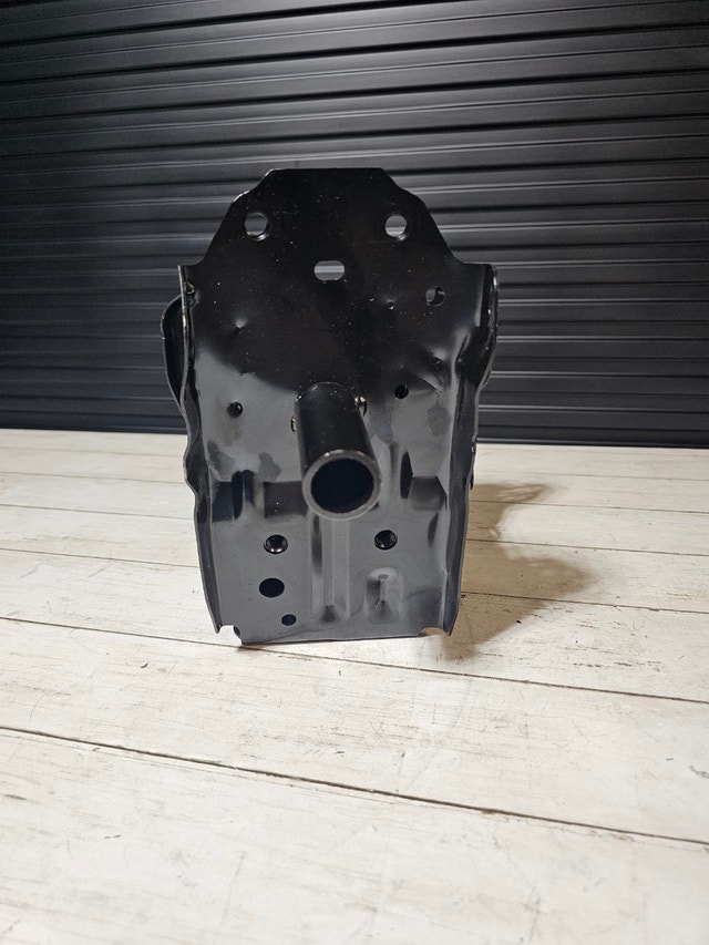 Bumper Mounting Reinforce Left Replacement Toyota Corolla 2019 - photo 5