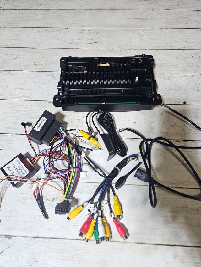 Car Stereo for RAM 1500/2500/3500 (2013-2018) - photo 3