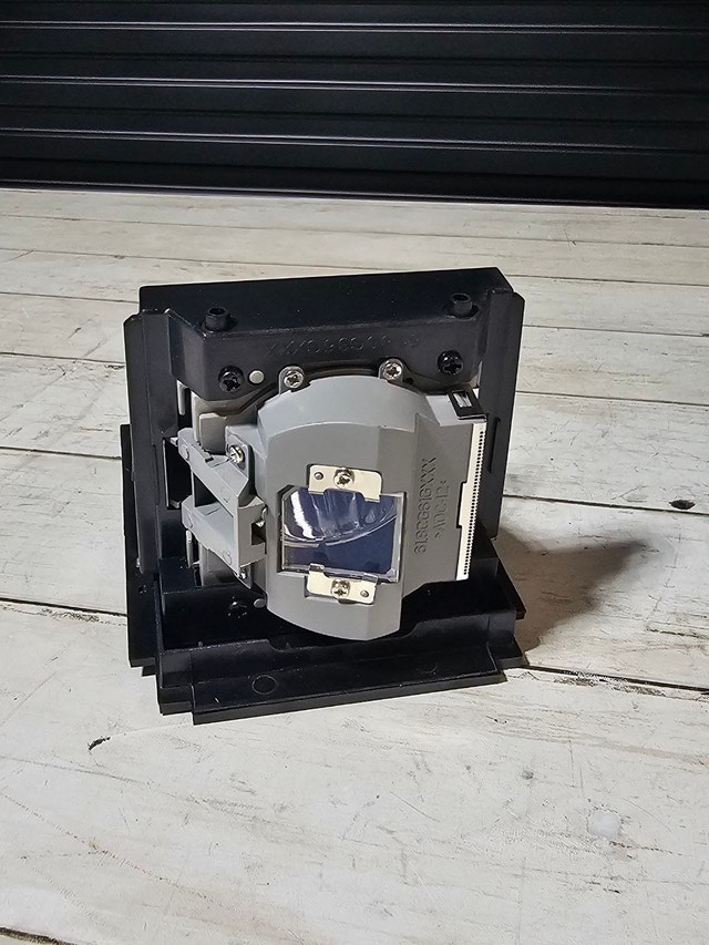 Replacement Bulb for SP-LAM-056 Projectors