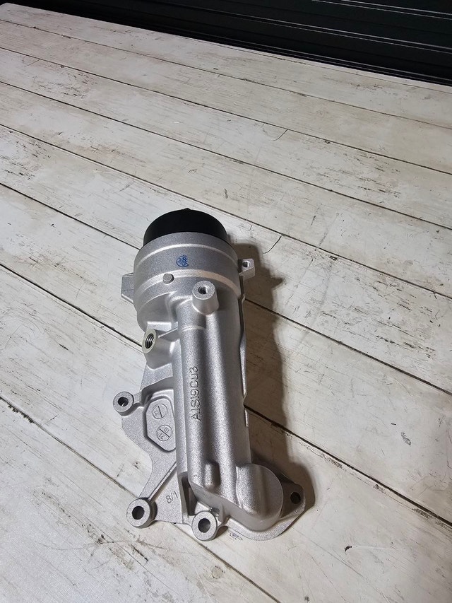 Mini Cooper Oil Filter Housing Assembly 2011-2015 - photo 3