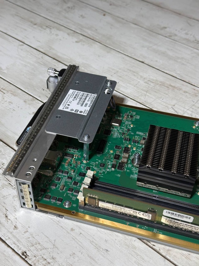 Cisco MDS 9700 Series Supervisor-4 Module - photo 2