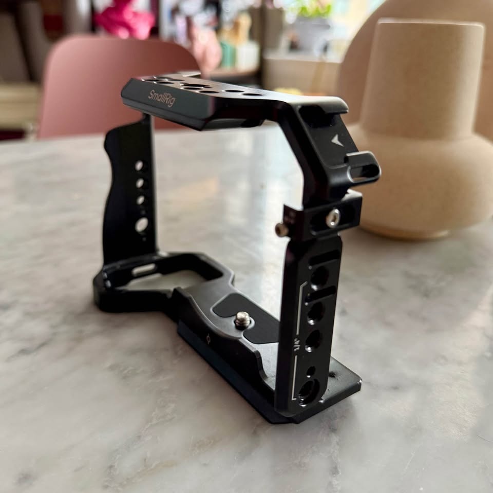 SmallRig Full Camera Cage Sony A7 IV - photo 2