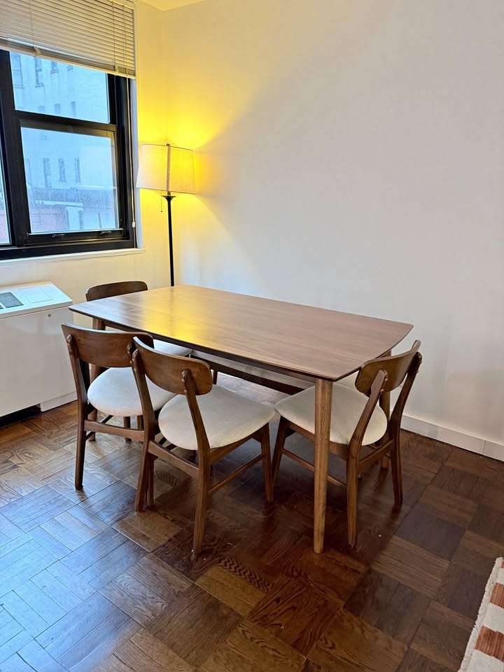 Dining Table and Chairs Set