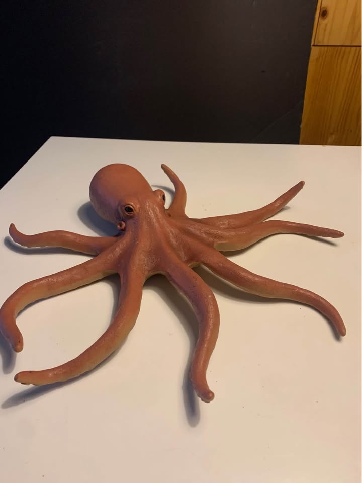 Toys R Us Octopus - photo 4