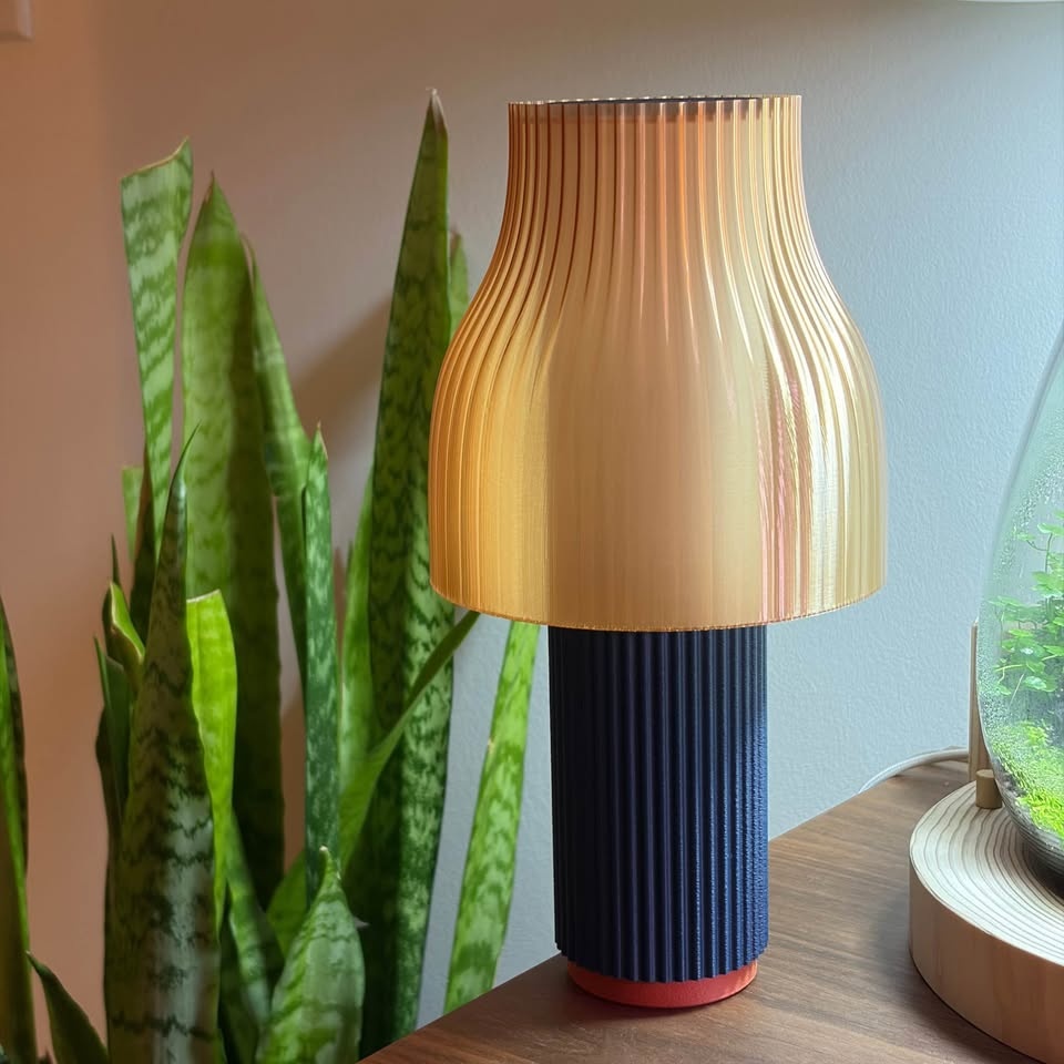 Elegant Ribbed Blue Accent Table Lamp