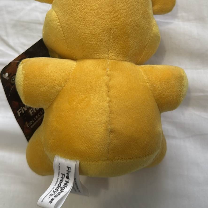 FNAF Golden Freddy Plush 2016 - photo 3