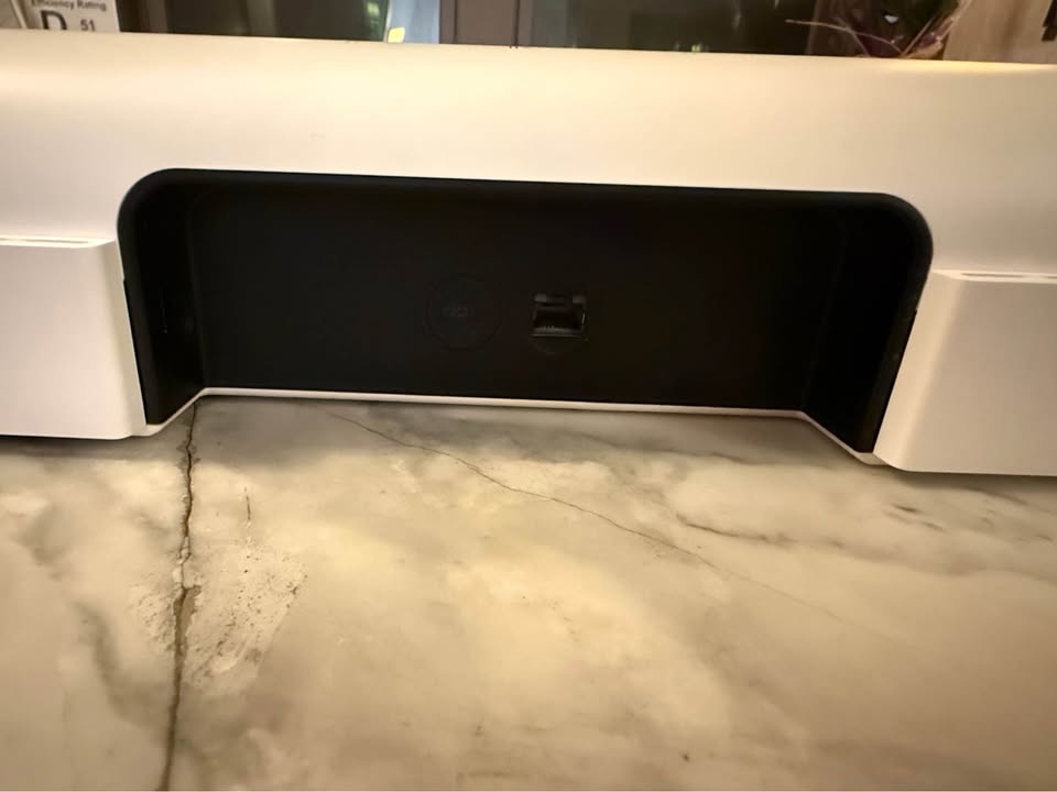 White Sonos Arc - photo 4