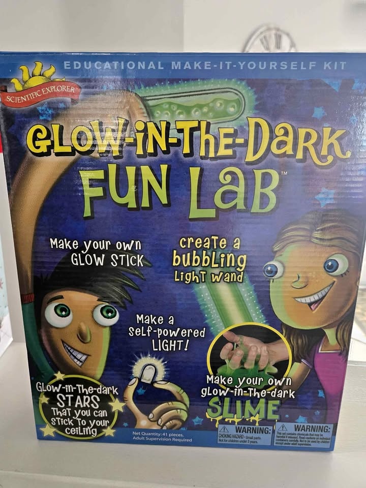 NEW Glow in the dark fun lab for kids