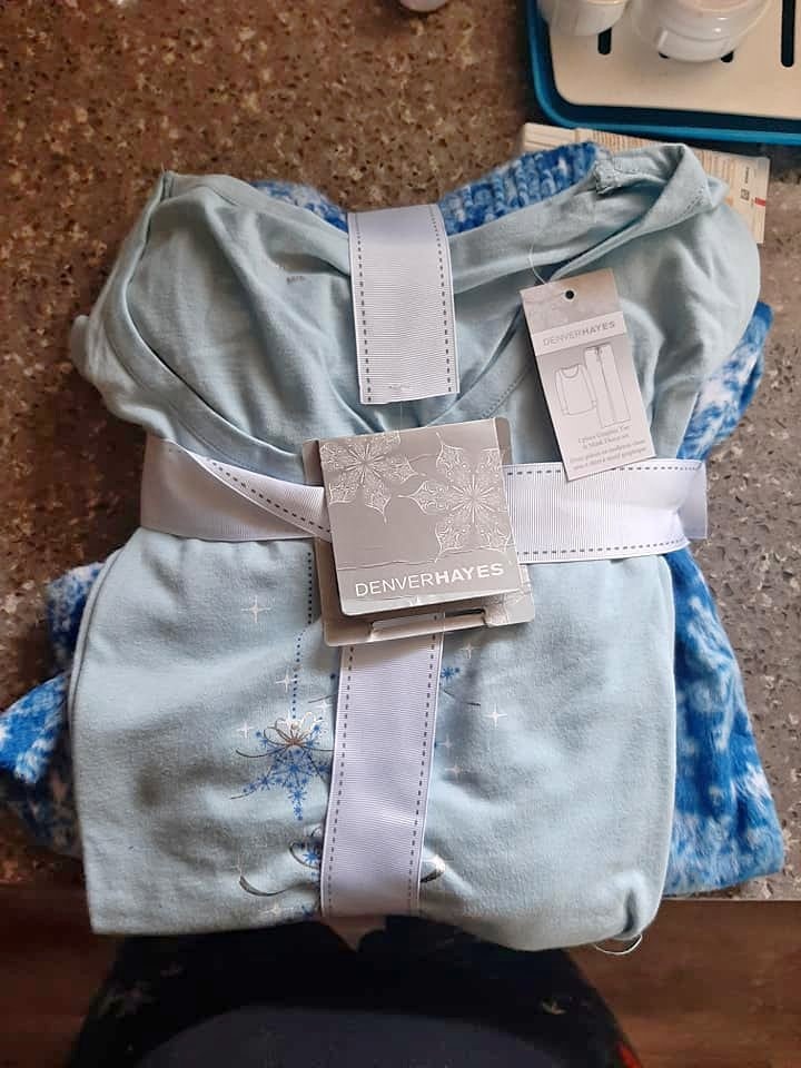 BNWT Women's Pyjamas Size Medium