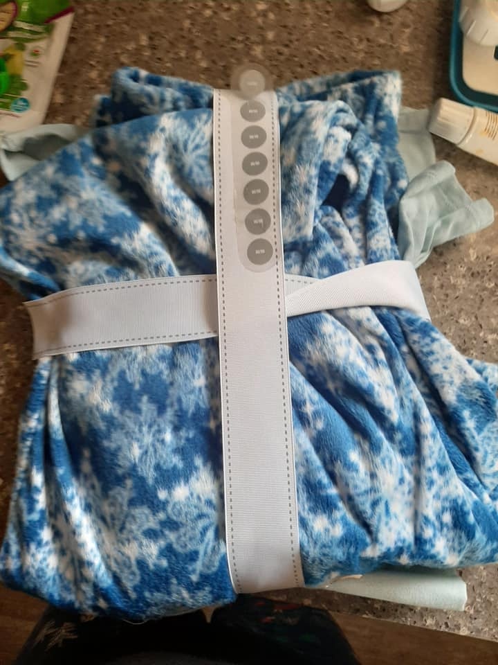 BNWT Women's Pyjamas Size Medium - photo 2
