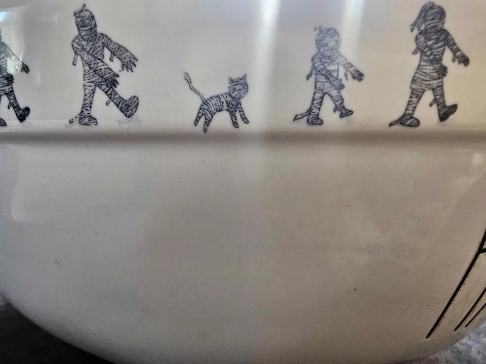 Rae Dunn Halloween Candy Bowl image indicator(3)