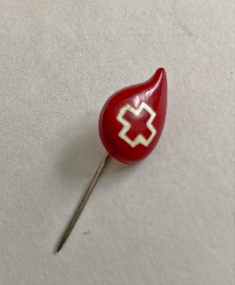 VINTAGE 1970s Red Cross Blood Drop Donor Stick Pin