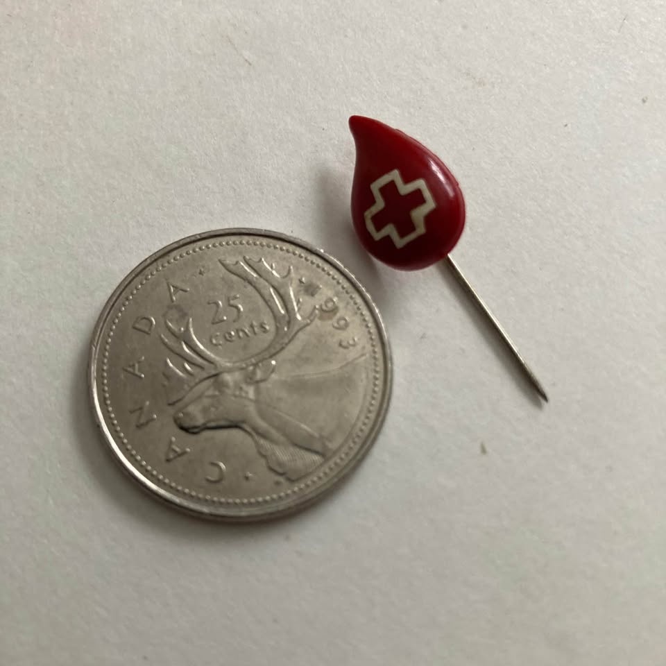 VINTAGE 1970s Red Cross Blood Drop Donor Stick Pin - photo 2