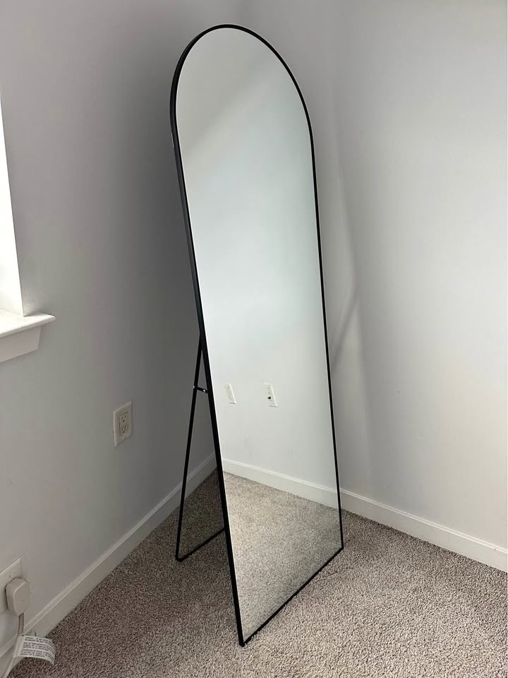 Arched Full Length Mirror – Black Frame – Modern