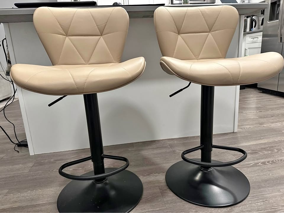 Modern Adjustable Bar Stools – Set of 2 – Khaki