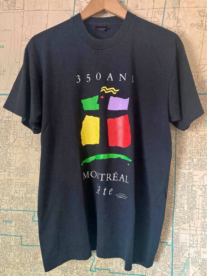 VINTAGE 90's Montreal 350th Anniversary T Shirt Sz L