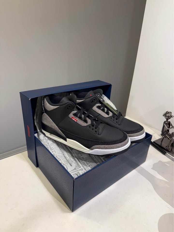 Nike Jordan 3 x Levi’s Black / Gym red - photo 2