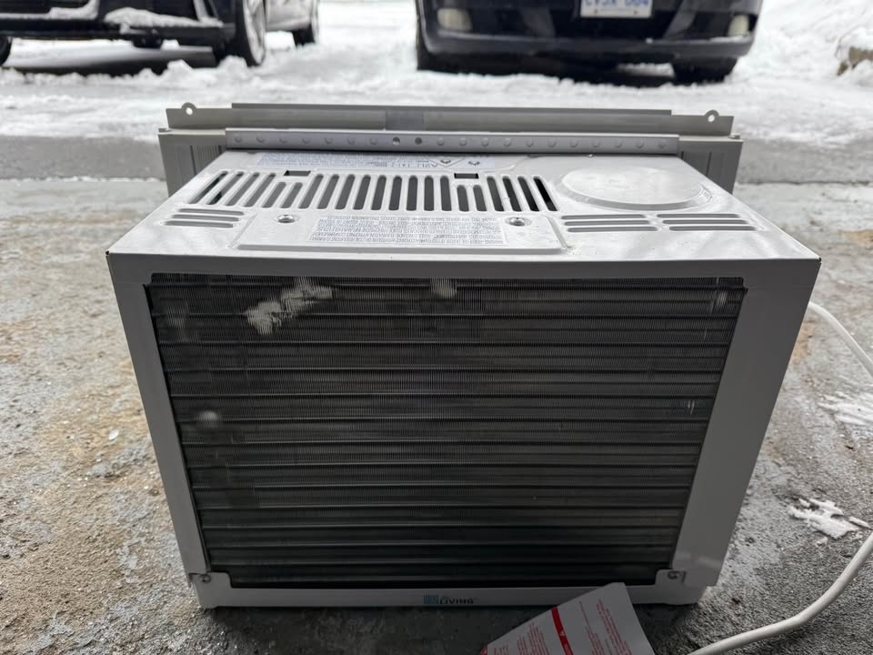 Window Air Conditioner 5000-BTU - photo 2