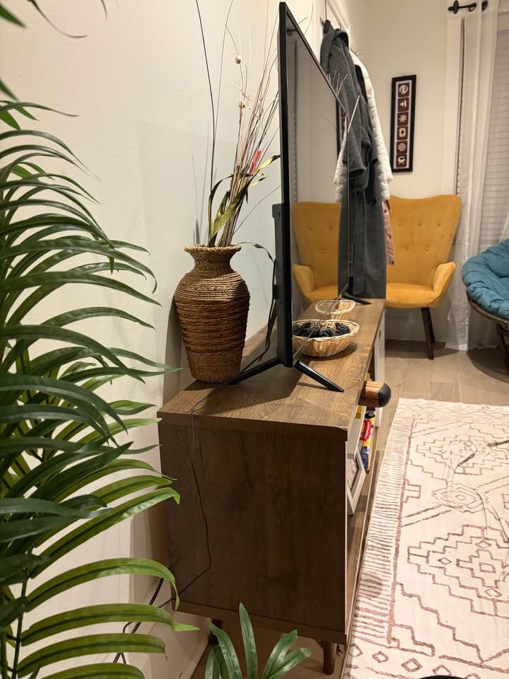 Manhattan Comfort Liberty Mid Century Modern TV Stand - photo 2