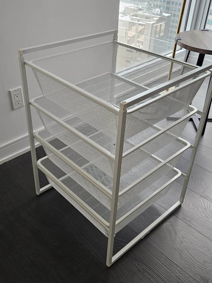 IKEA Storage - 3 Compartments - photo 2