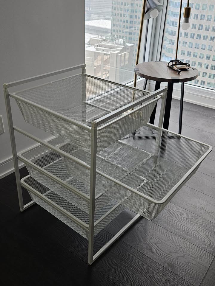 IKEA Storage - 3 Compartments - photo 3