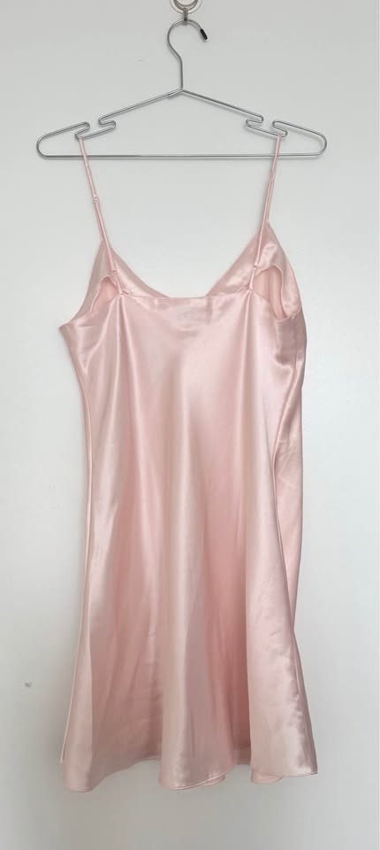 vintage satin pink slip - photo 4