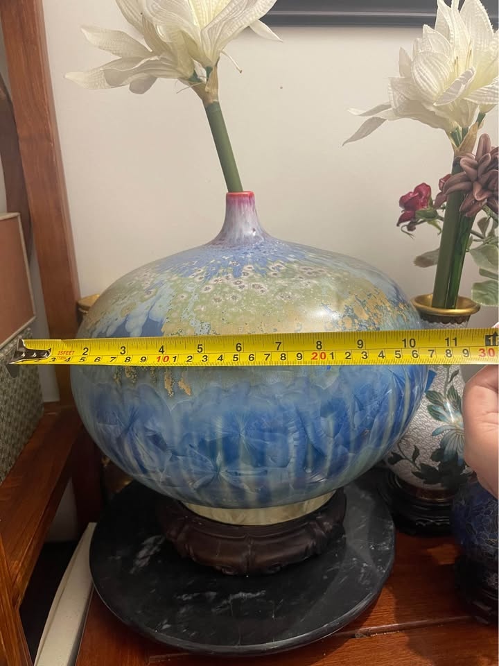 Gorgeous Blue Green Gold Crystalline Glaze Vase w/ Stand - photo 4