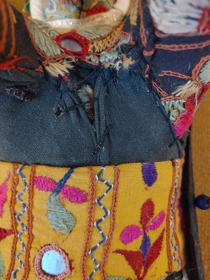 Vintage Embroidered Elephant Decor - photo 4