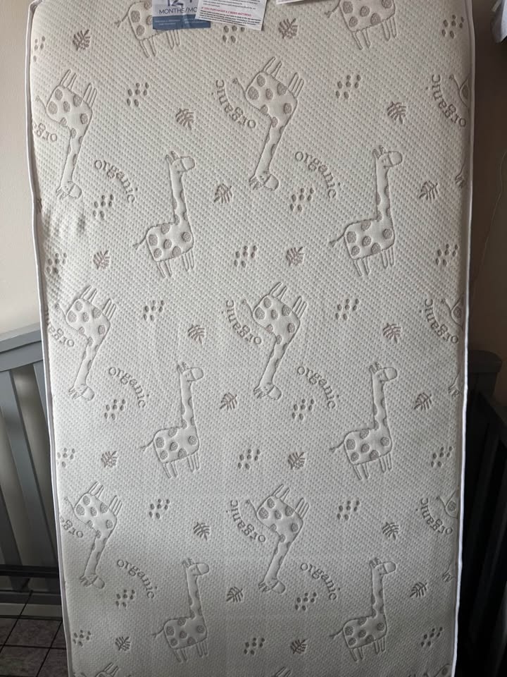 Baby/Toddler Bamboo Mattress – Like New - photo 2
