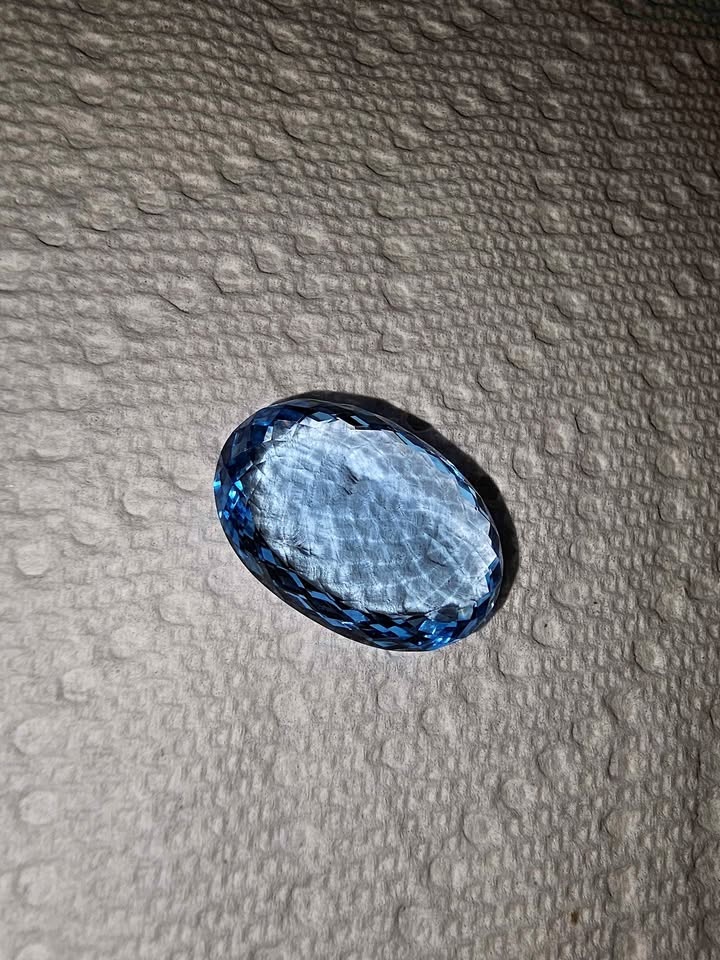 Natural Vivid Blue Topaz Oval Cut Gemstone 44.44 ct