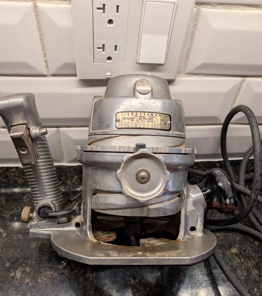 Vintage 1965 Sears Craftsman 1 HP Router - photo 2