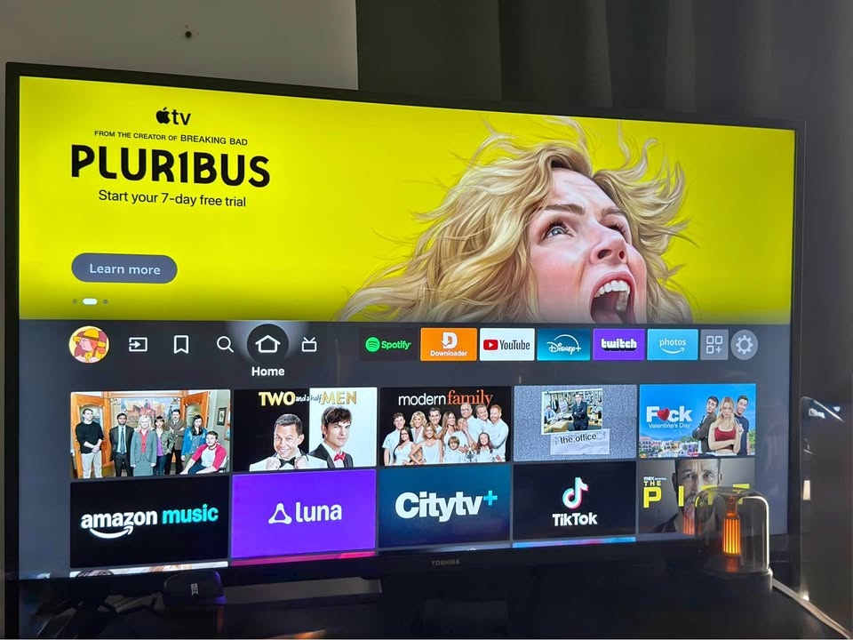 Toshiba 43" 4K UHD Smart Fire TV (2021)