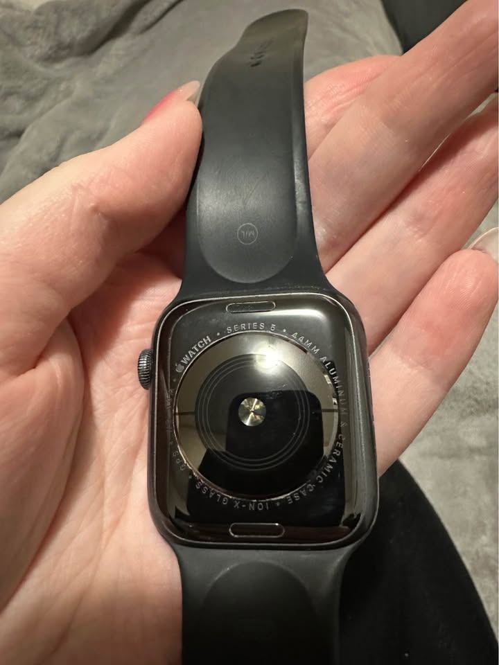 Apple Watches - Series 5 & 7 - photo 3