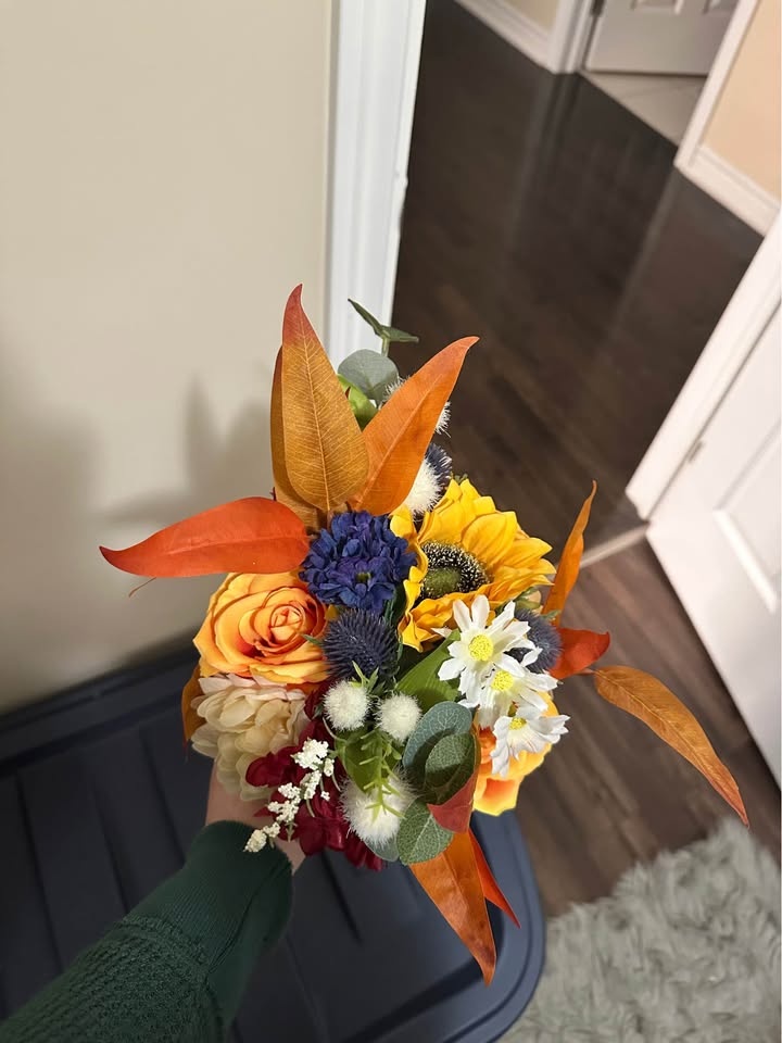 Bouquet & Boutonniere - photo 5
