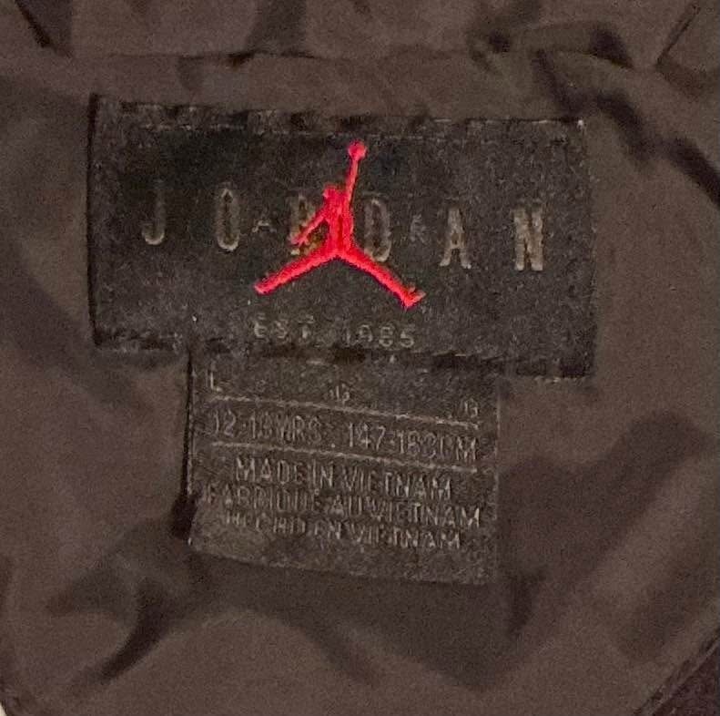 Nike Air Jordan Windbreaker Youth Size Large - photo 4
