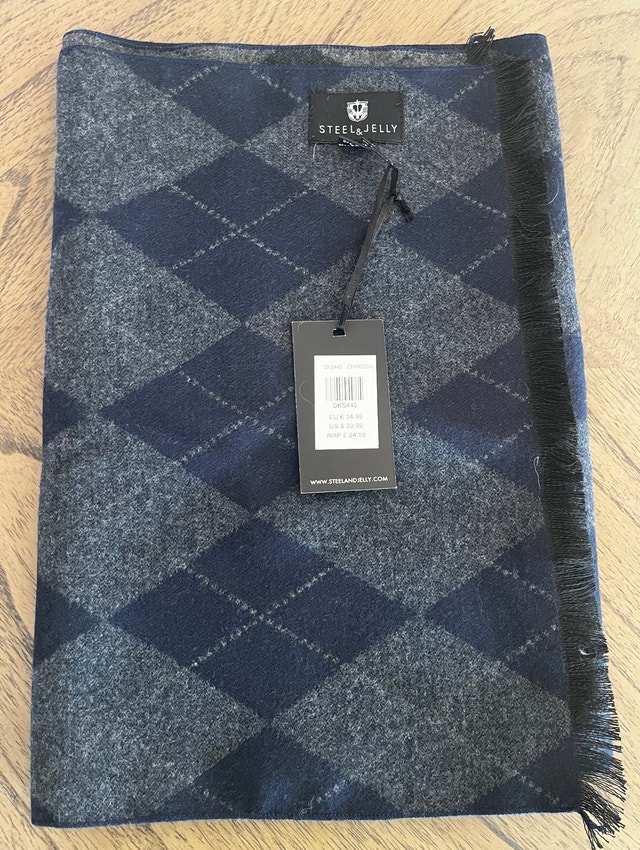 Steel & Jelly Scarf
