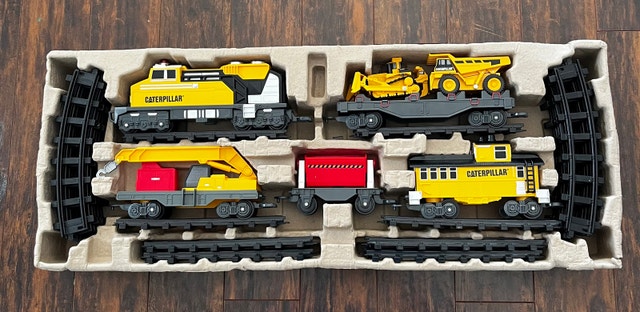 CAT Construction Express Train - photo 3